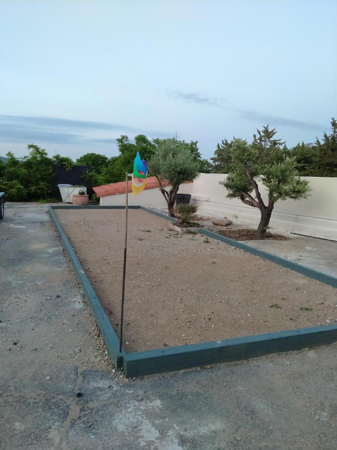 Logement Entre Mer Et Montagne Roujan Dış mekan fotoğraf